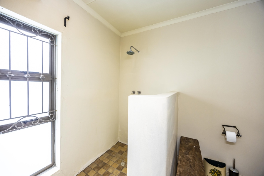 4 Bedroom Property for Sale in Nahoon Beach Eastern Cape